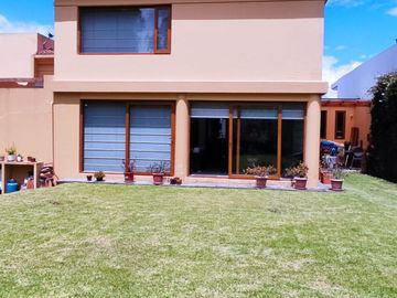 Casa de Venta en Rancho San Francisco, Nayon, Quito Ecuador.