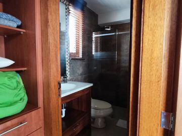 Casa de Venta en Rancho San Francisco, Nayon, Quito Ecuador.