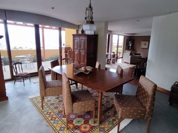Casa de Venta en Rancho San Francisco, Nayon, Quito Ecuador.