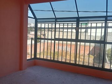 Propiedad Venta con 5 Departamnetos