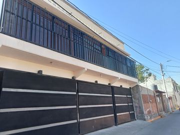 Propiedad Venta con 5 Departamnetos