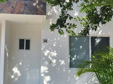 Casa en Venta en Paseo de los Olivos - Playa del Carmen