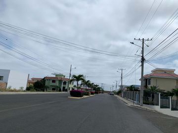 casa de venta en manta zona sur manta beach