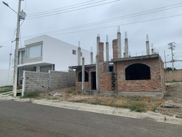 casa de venta en manta zona sur manta beach
