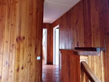 San José, céntrica casa 85 MT2 $ 184.000.000.