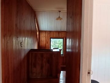 San José, céntrica casa 85 MT2 $ 184.000.000.