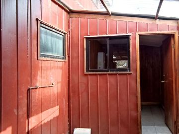 San José, céntrica casa 85 MT2 $ 184.000.000.