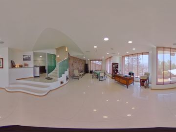 Casa en Venta en Pedregal de Echegaray, Naucalpan