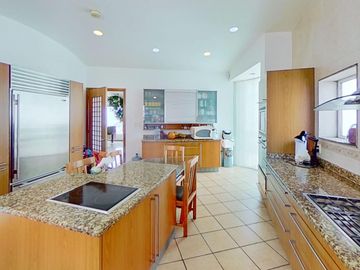 Casa en Venta en Pedregal de Echegaray, Naucalpan