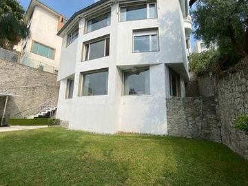 Casa en Venta en Pedregal de Echegaray, Naucalpan