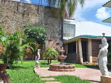 CASA DE OPORTUNIDAD PARA REMODELAR EN VENTA A PRECIO DE TERRENO EN PROVINCIAS DEL CANADA