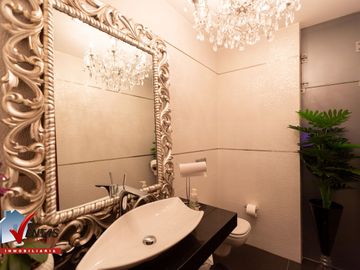VENTA DE MODERNA CASA EN CONDOMINIO EN LA MOLINA, URB. LA PLANCIE