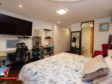 VENTA DE MODERNA CASA EN CONDOMINIO EN LA MOLINA, URB. LA PLANCIE