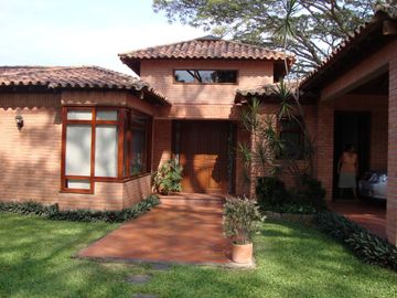 HACIENDA TRAPICHES 2