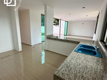 Casa en venta en San Diego Cutz para entrega inmediata de 4 recamaras con alberca