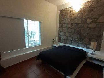 TEQUESQUITENGO ESPECTACULAR RESIDENCIA CON INIGUALABLE VISTA AL LAGO