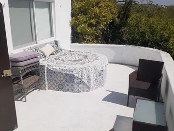 TEQUESQUITENGO ESPECTACULAR RESIDENCIA CON INIGUALABLE VISTA AL LAGO