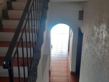 TEQUESQUITENGO ESPECTACULAR RESIDENCIA CON INIGUALABLE VISTA AL LAGO