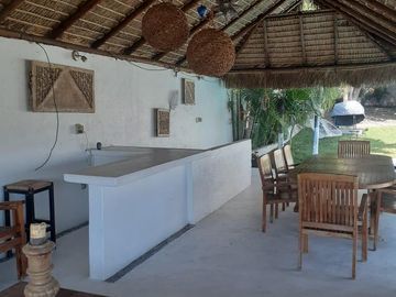 TEQUESQUITENGO ESPECTACULAR RESIDENCIA CON INIGUALABLE VISTA AL LAGO