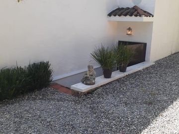 TEQUESQUITENGO ESPECTACULAR RESIDENCIA CON INIGUALABLE VISTA AL LAGO