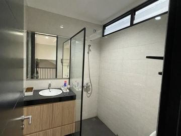 Rumah Siap Huni di Jual di Kebayoran Symphony Bintaro Sektor 7