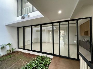 Rumah Siap Huni di Jual di Kebayoran Symphony Bintaro Sektor 7