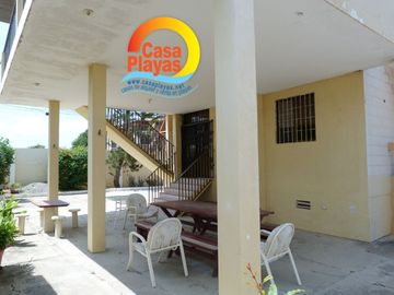 Casa Rentera con Piscina y Vista Al Mar de Venta en Playas, Via a Data.