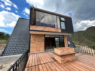 Casa en venta en Malacatos sector Ceibopamba