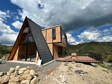 Casa en venta en Malacatos sector Ceibopamba