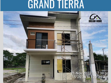 Budget 3-bedroom Single Attached House For Sale in Capas Tarlac