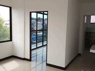 4 Storey Income Generating Property For Sale in Consolacion, Cebu