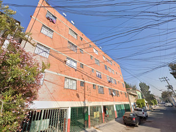 DEPARTAMENTO EN ROSALIO BUSTAMANTE 181, IZTAPALAPA, CDMX CLV/.