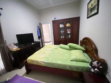 Rumah Hook Dalam Perumahan Area Bojongsari Dekat Pasar Parung