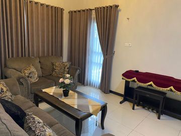 Rumah Hook Dalam Perumahan Area Bojongsari Dekat Pasar Parung