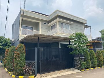 Rumah Hook Dalam Perumahan Area Bojongsari Dekat Pasar Parung