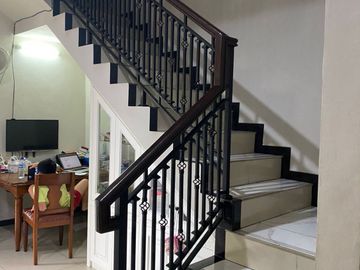 Rumah Hook Dalam Perumahan Area Bojongsari Dekat Pasar Parung