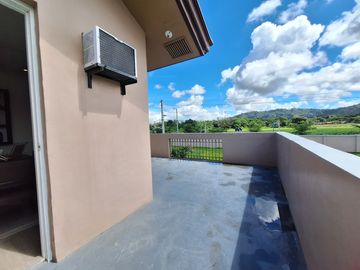5 Bedroooms House And Lot For Sale In Camella Subic