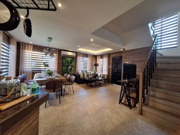 5 Bedroooms House And Lot For Sale In Camella Subic