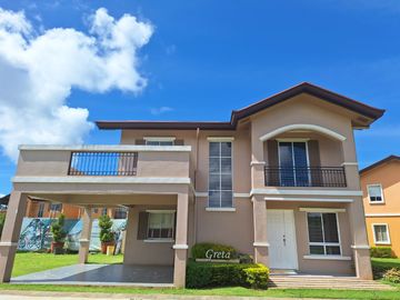 5 Bedroooms House And Lot For Sale In Camella Subic