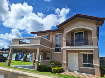 5 Bedroooms House And Lot For Sale In Camella Subic