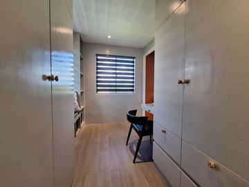 5 Bedroooms House And Lot For Sale In Camella Subic