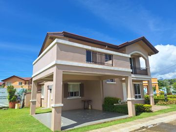 5 Bedroooms House And Lot For Sale In Camella Subic