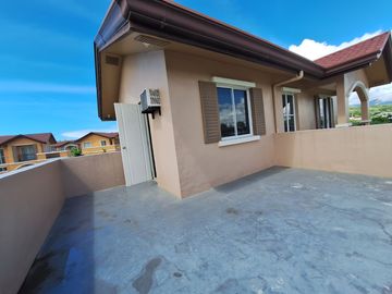 5 Bedroooms House And Lot For Sale In Camella Subic