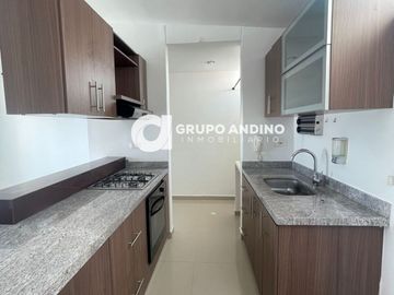 Se Vende Apartamento en el Edificio Siena 37 - Barrancabermeja