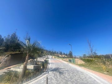 TERRENO(S) DE VENTA, CUMBAYA, URB. PILLAGUA