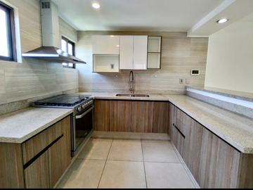 Venta Departamento en Cumbres Barreal: Rentado y Perfecto para Inversionistas