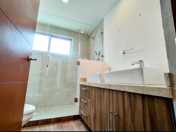 Venta Departamento en Cumbres Barreal: Rentado y Perfecto para Inversionistas