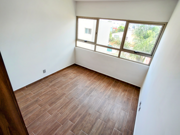 Venta Departamento en Cumbres Barreal: Rentado y Perfecto para Inversionistas