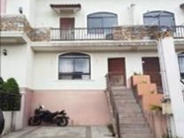 Residential Townhouse For Sale in Carmona, Cavite