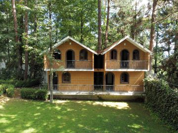 ESPECTACULAR QUINTA EN VENTA CON CABAÑAS